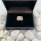 Anillo oro 18k con diamantes T-B cuadrado