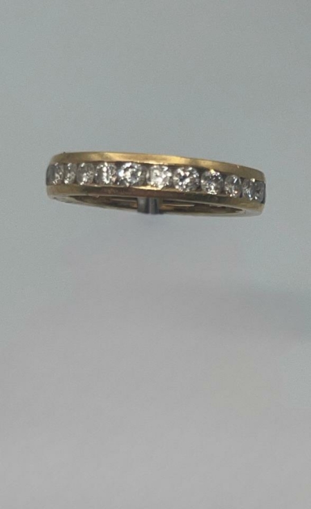 Anillo oro 18k con diamantes talla brillante